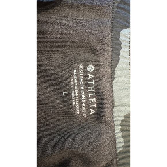 ATHLETA PRINTED MESH RACER RUN SHORT 4” olive camo size large - Picture 11 of 13